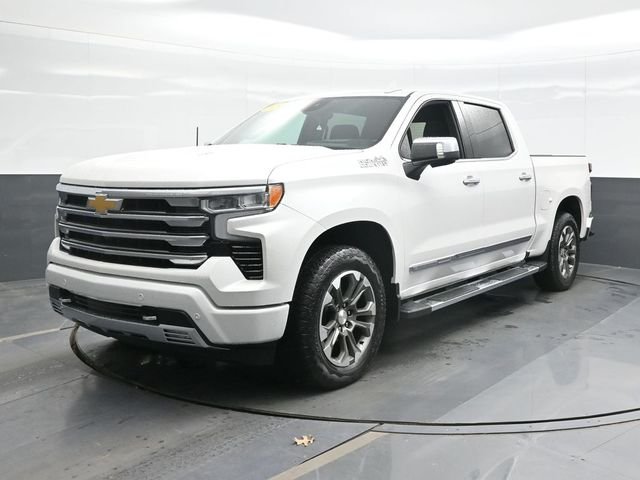 Used 2024 Beige Chevrolet High Country image 1