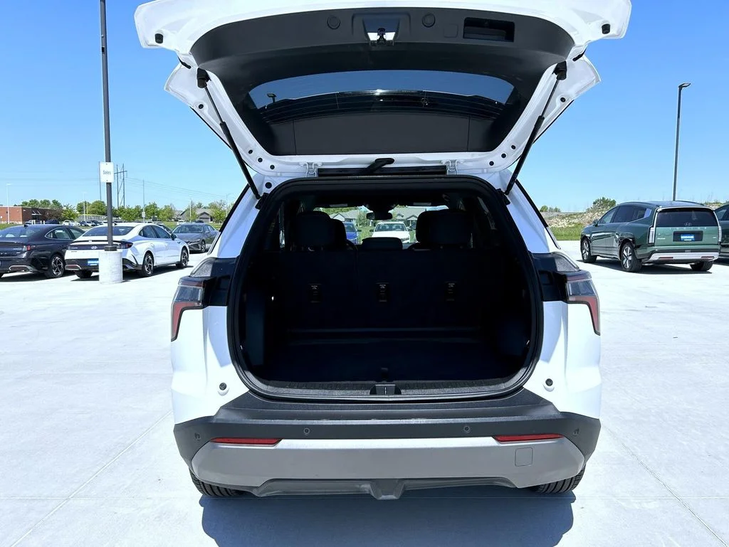 2025 Chevrolet Equinox LT - Photo 22
