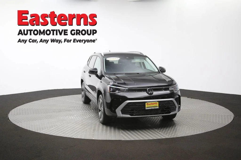 Used 2025 Black Volkswagen 1.5T SE image 51