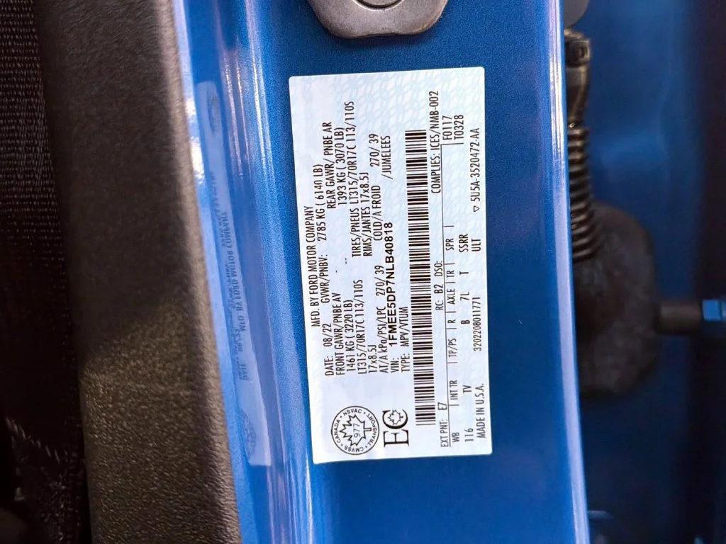 Used 2022 Velocity Blue Metallic Ford Wildtrak image 10