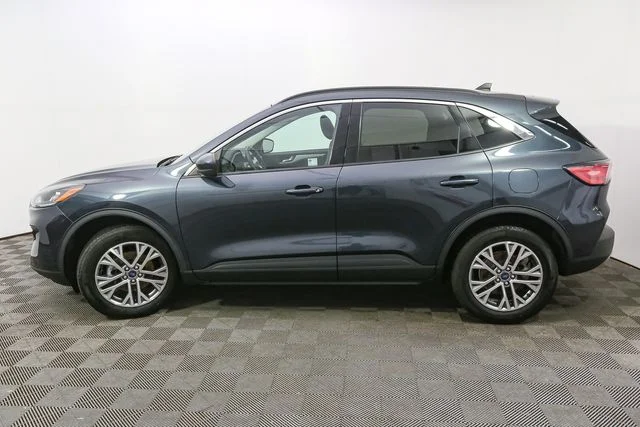 Used 2022 Blue Ford SEL image 6