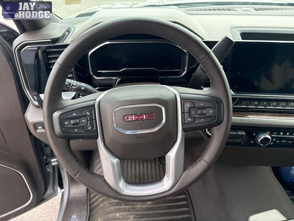 Used 2025 Silver GMC SLE image 17