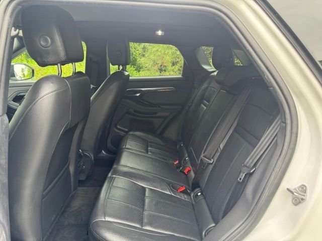 Used 2022 Fuji White Land Rover Dynamic image 13