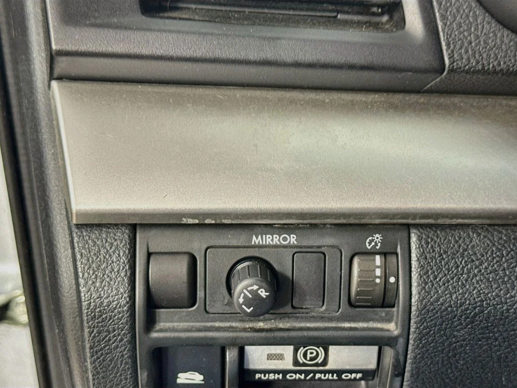 Used 2013 Ice Silver Metallic Subaru 2.5i image 10