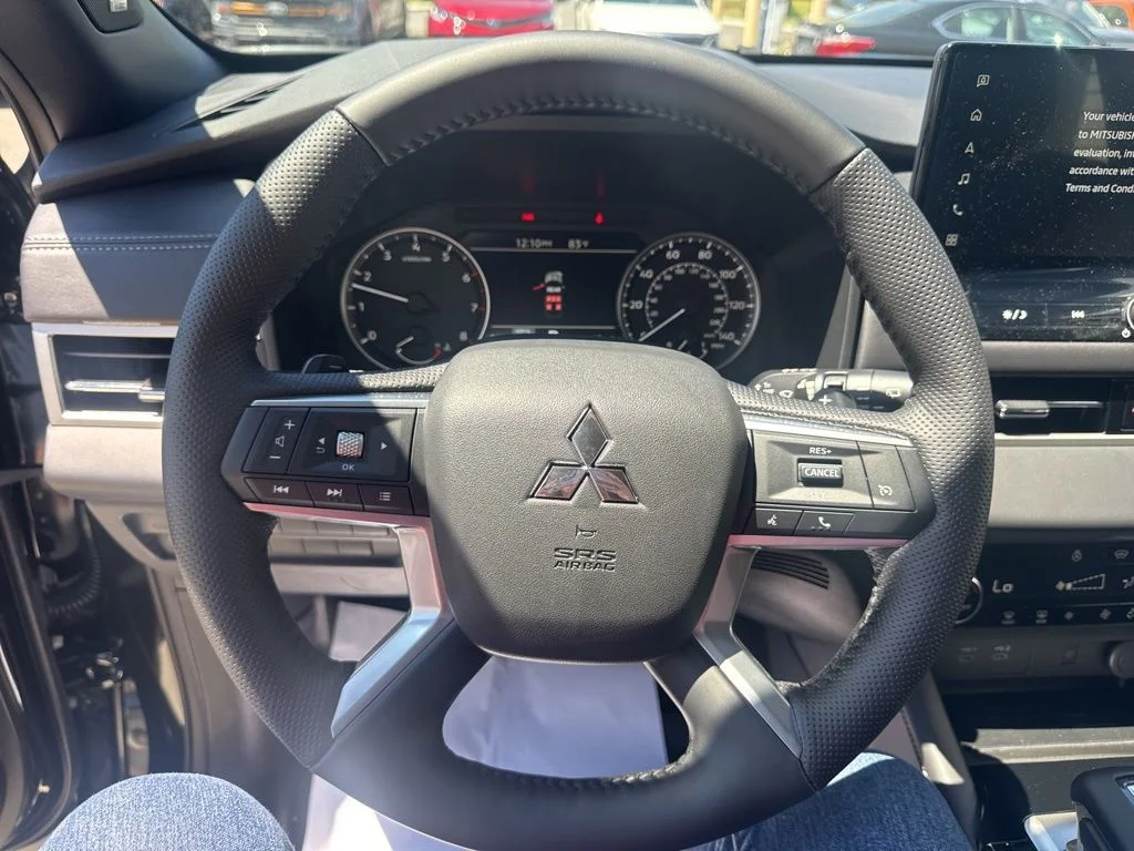 New 2026 Black Mitsubishi LE image 27