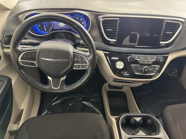 Used 2021 Gray Chrysler Touring image 27