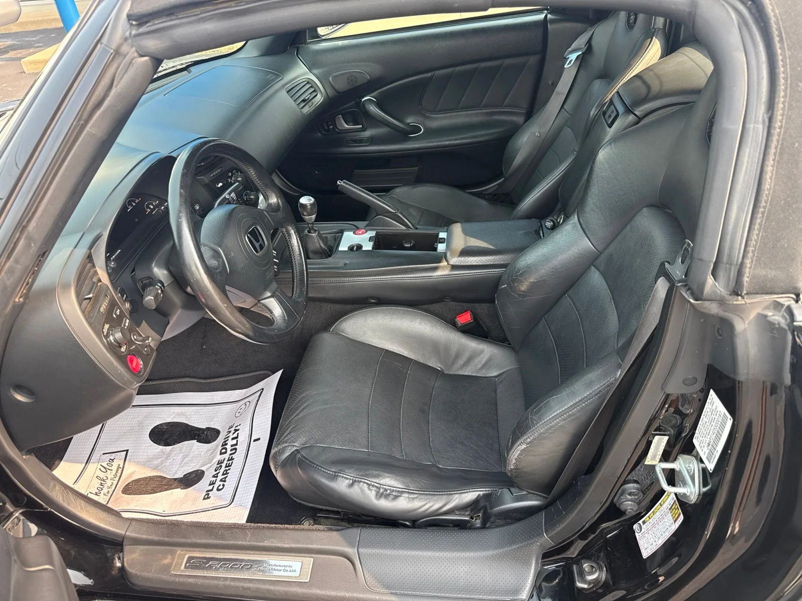 Used 2005  Honda Base image 12