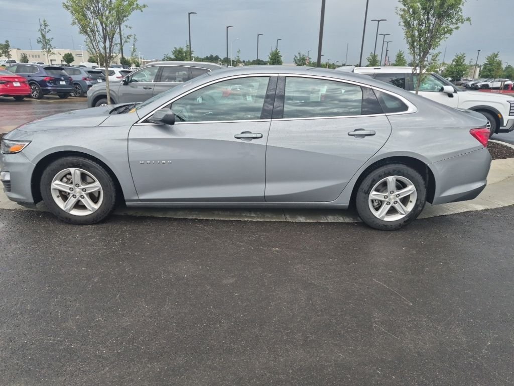 Used 2024 Chevrolet Malibu 1LT with VIN 1G1ZD5ST6RF122140 for sale in Kansas City