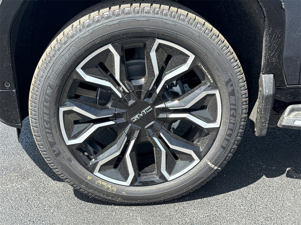 2025 GMC SIERRA - Image 10