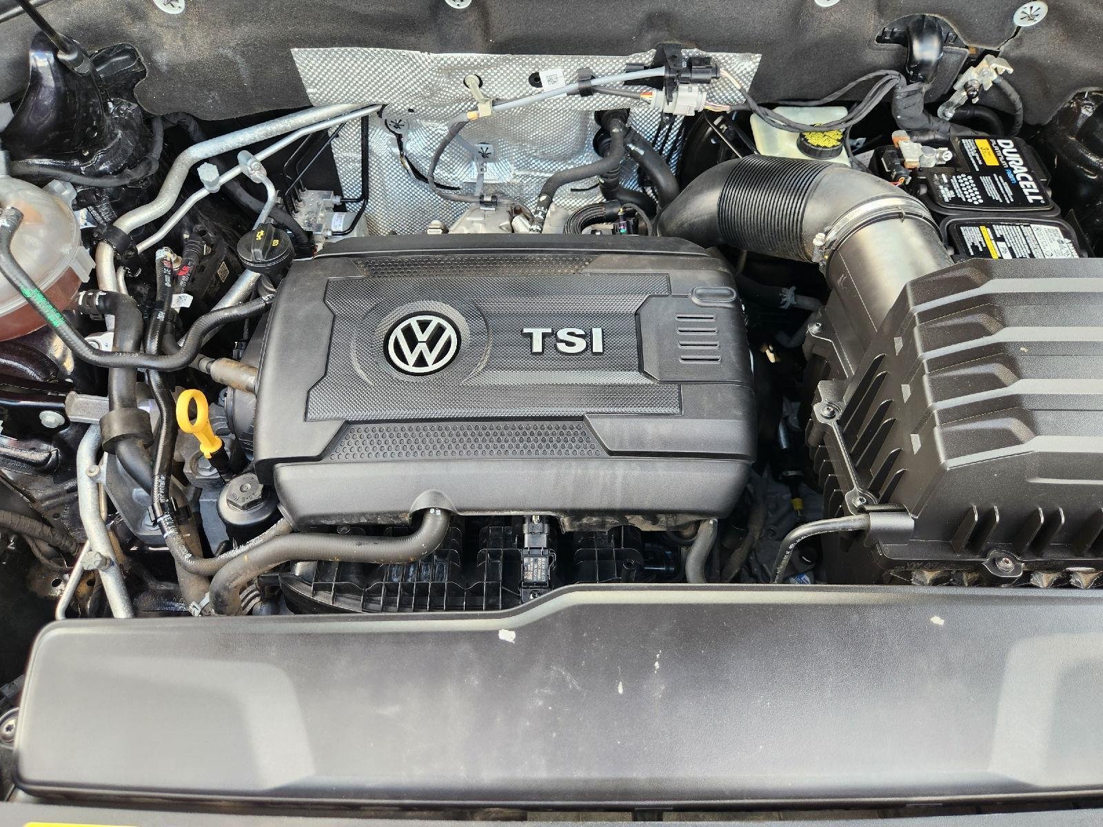 Used 2021 Deep Black Pearl Effect Volkswagen 2.0T SE w/Technology image 31