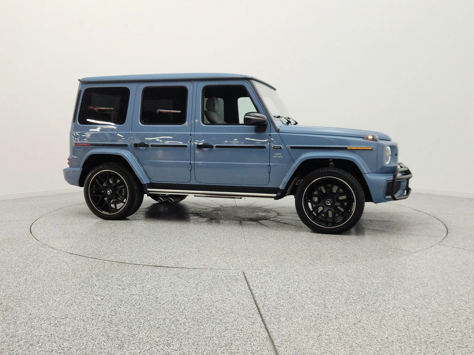 Certified Used 2025 MANUFAKTUR China Blue Non-Metallic Mercedes-Benz AMG® G 63 SUV image 4