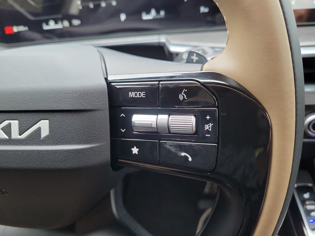 New 2026 Ivory Silver Kia X-Line SX Prestige AWD image 28