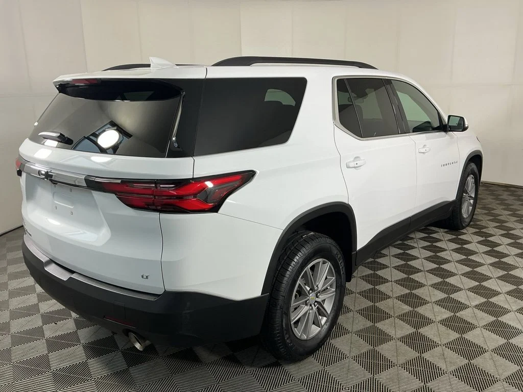 Used 2023 White Chevrolet LT image 17