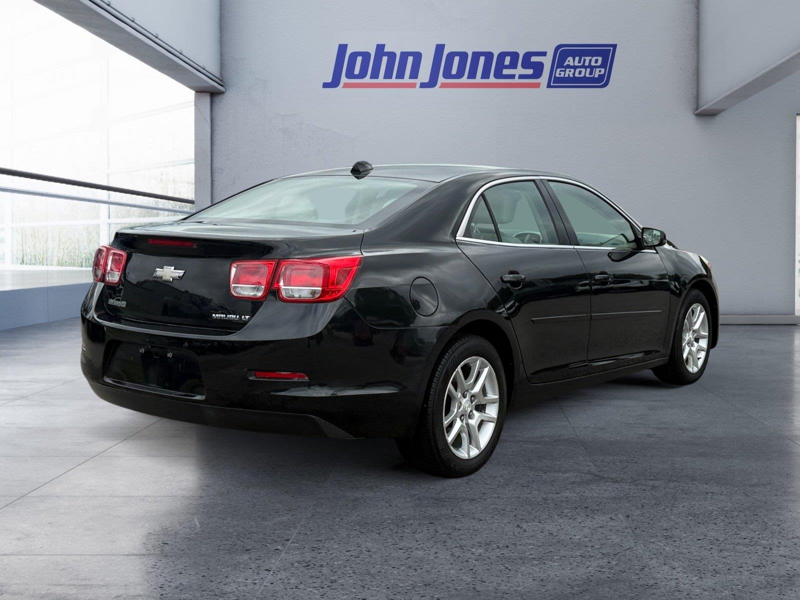 Used 2013 Black Granite Metallic Chevrolet LT image 6