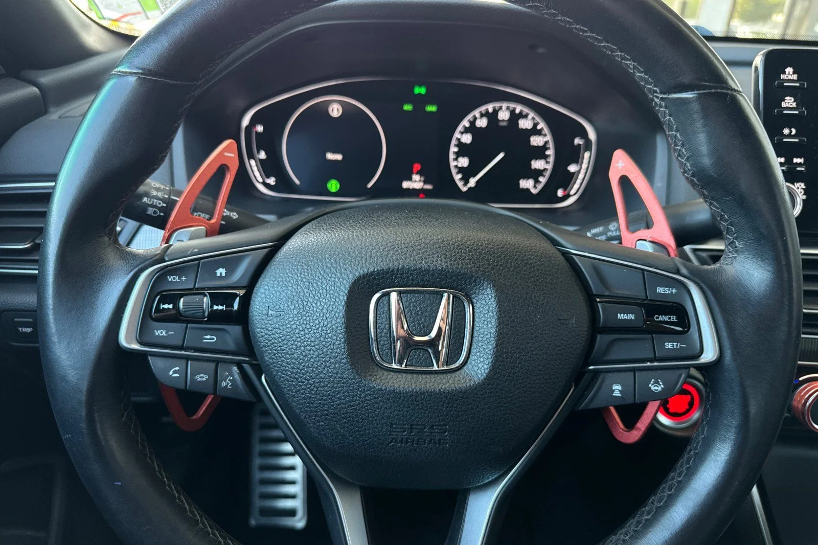 Used 2018  Honda Sport image 23