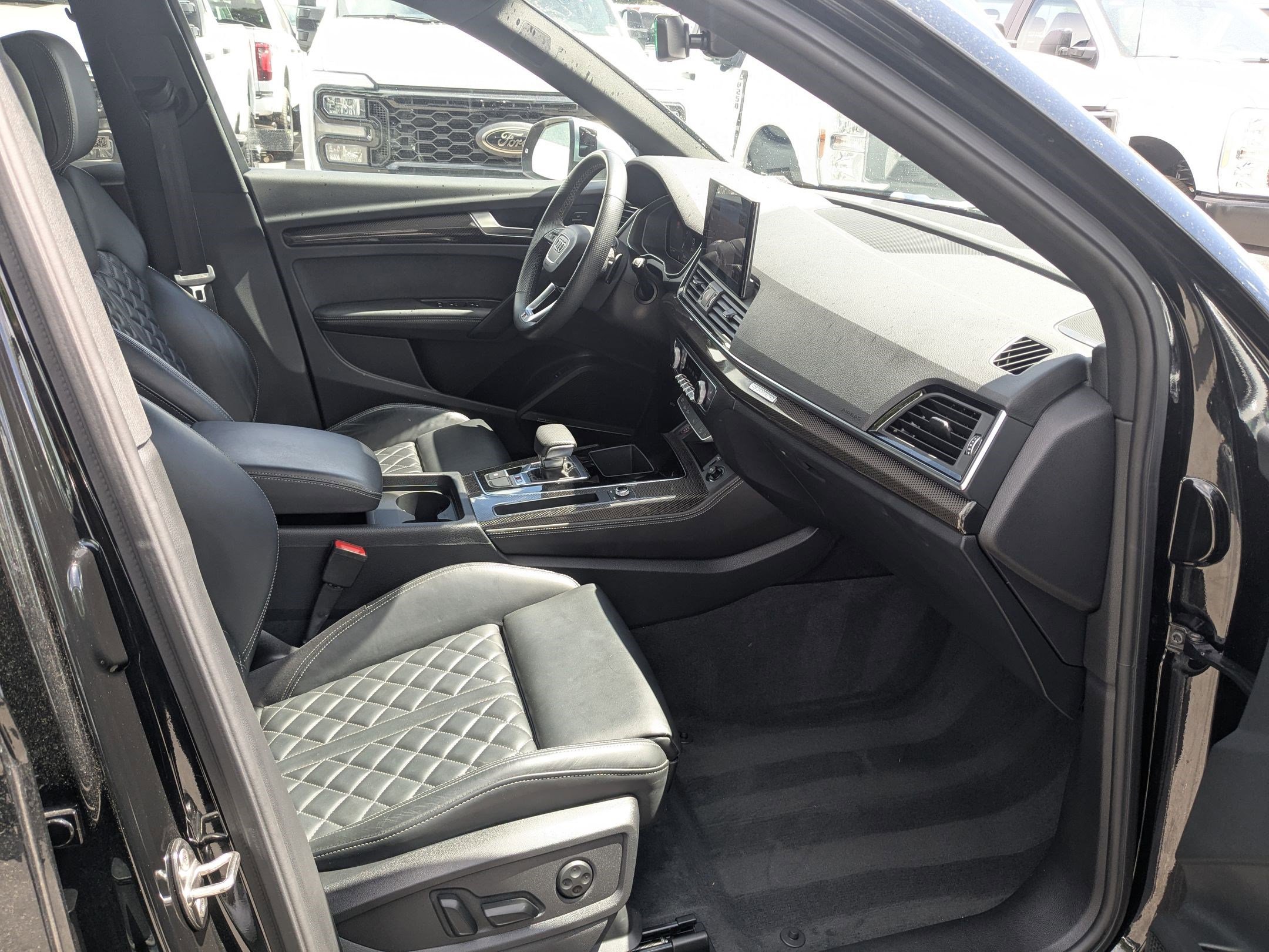 Used 2023 Mythos Black Metallic Audi Premium Plus image 33