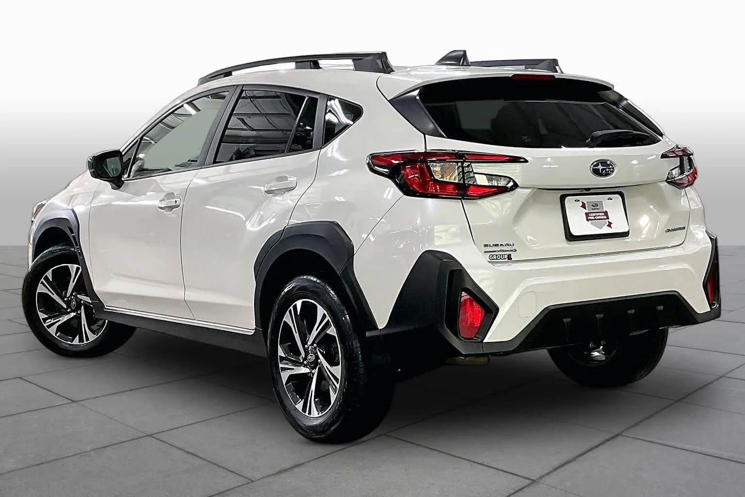 Used 2024 Crystal White Pearl Subaru Premium image 12