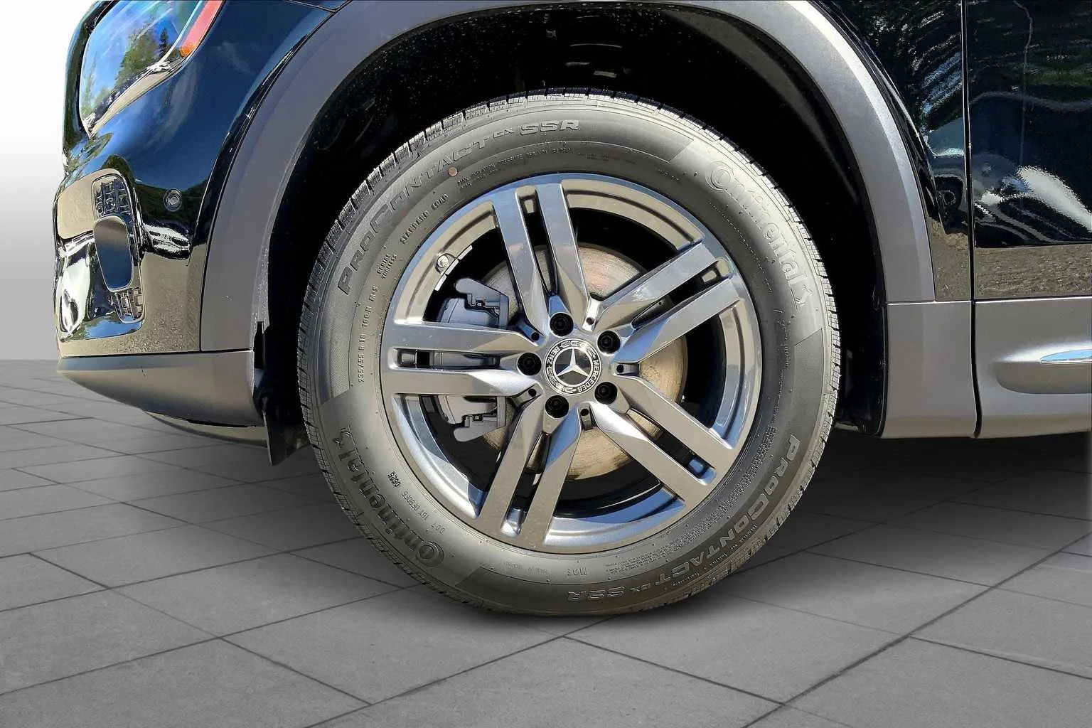 Certified Used 2026 Night Black Mercedes-Benz GLB 250 image 15