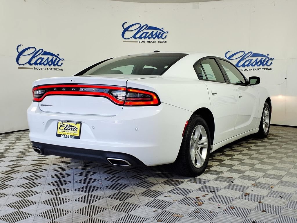 Used 2022 White Knuckle C Dodge SXT image 6