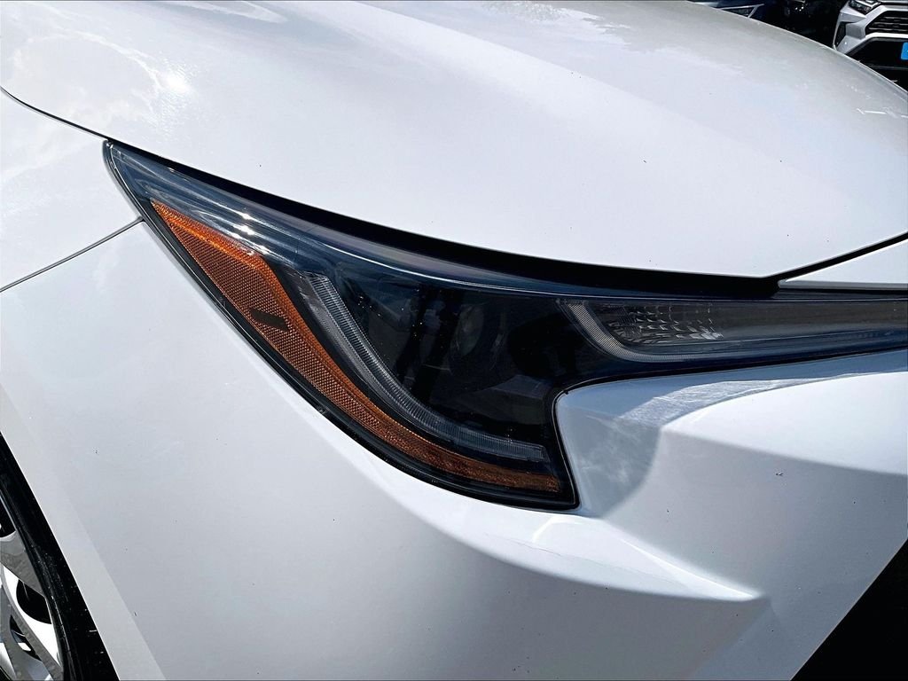 Certified Used 2024 White Toyota LE image 31