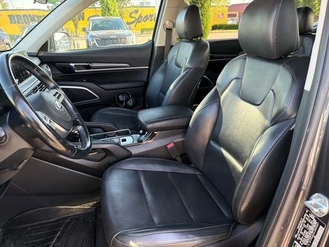 Used 2020 Gray Kia S image 20