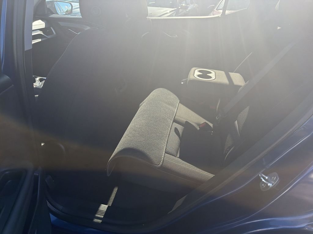 Used 2022 Blue GMC SLE image 21