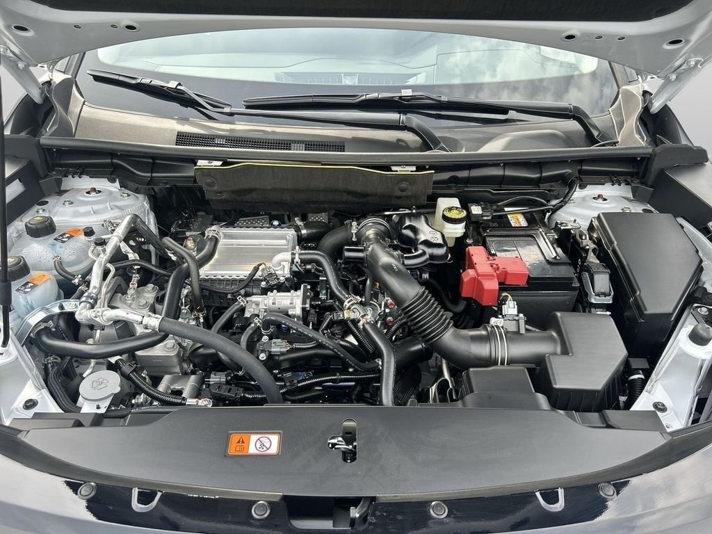New 2026 WHT DIAMOND Mitsubishi SE image 22