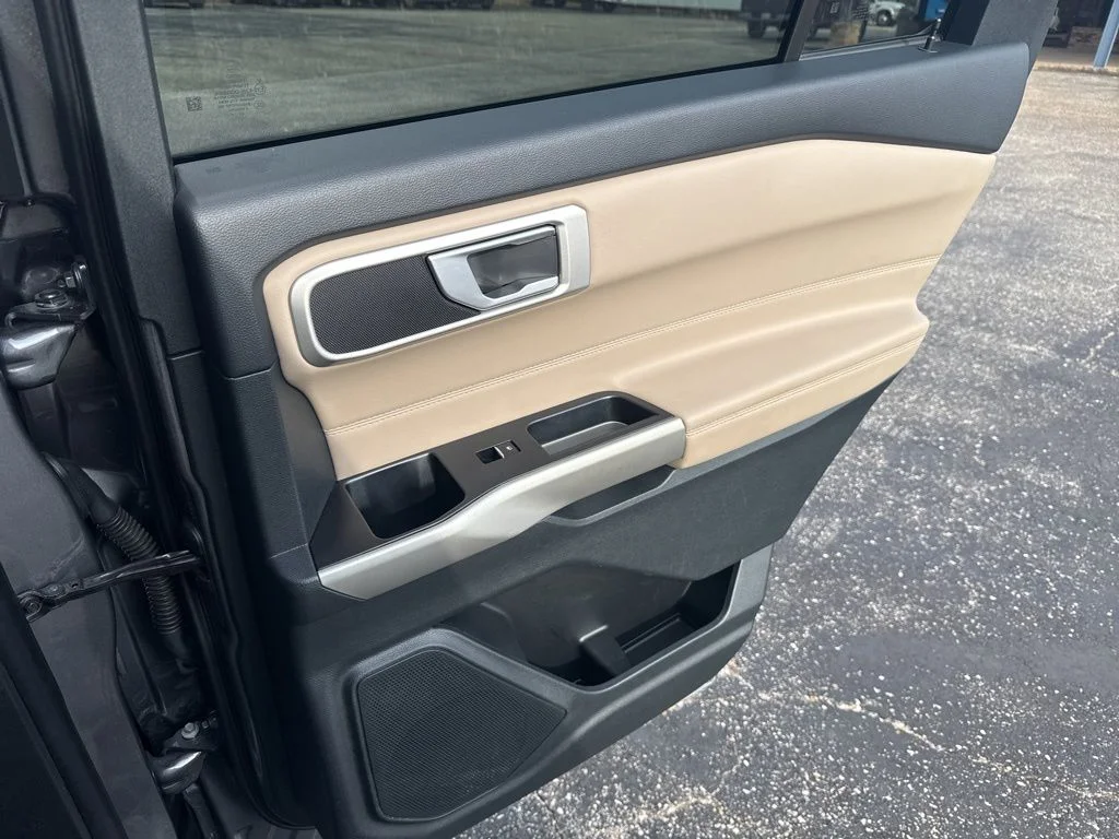 2023 Ford Explorer XLT - Photo 28
