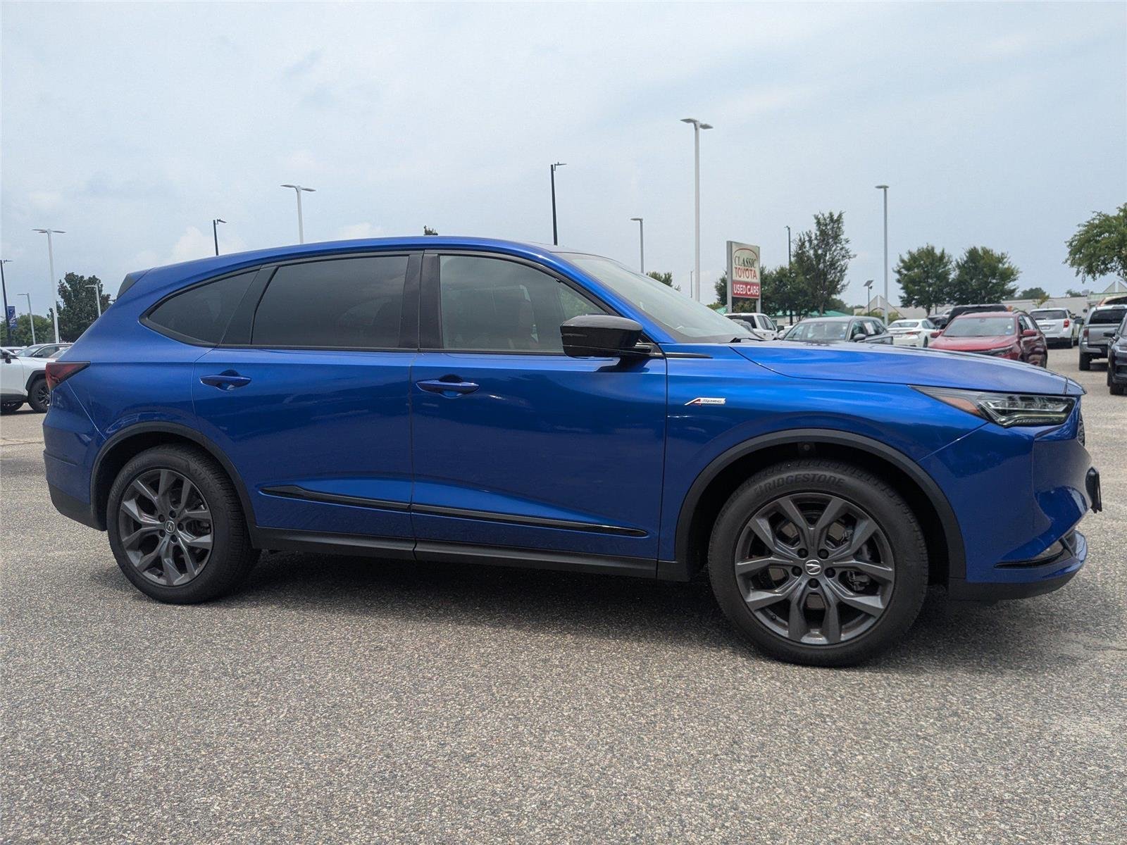 Used 2023 Apex Blue Pearl Acura w/A-Spec Package image 2