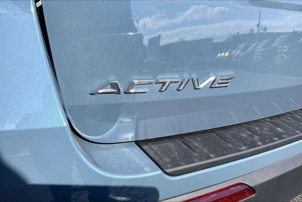 New 2026 Vapor Blue Metallic Ford Active image 32