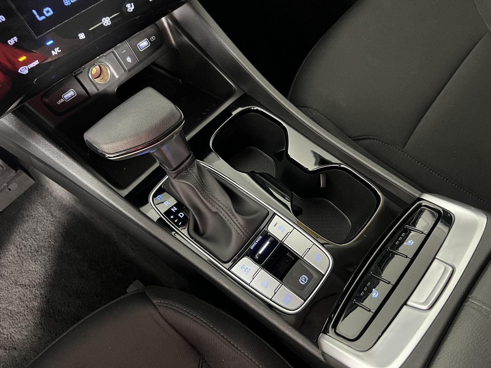Used 2024 Intense Blue Hyundai SEL image 17