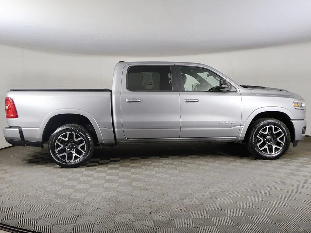 Used 2025 Silver Ram Laramie image 20