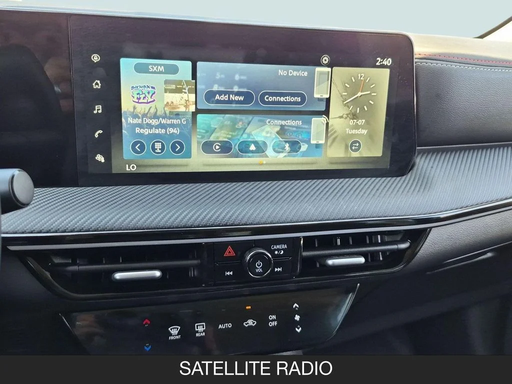 Used 2025 White Nissan SR image 25
