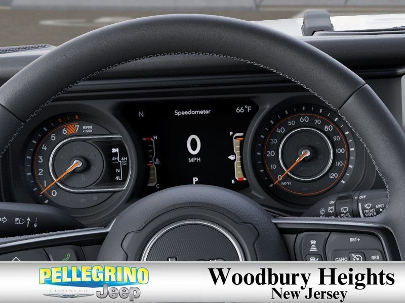 New 2026 Bright White Clear-Coat Exterior Paint Jeep Rubicon X image 17