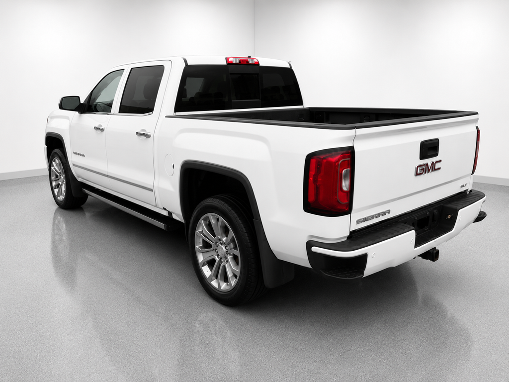 Used 2017 White GMC Denali image 3