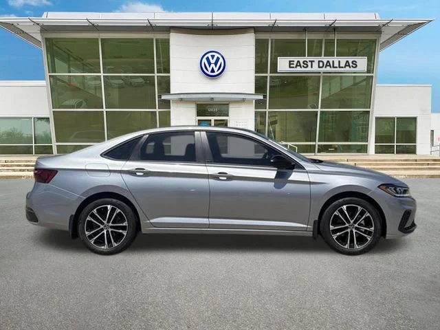 New 2026 Silver Volkswagen 1.5T Sport image 2