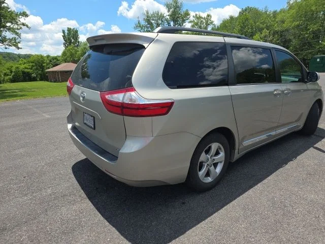 Used 2017  Toyota LE image 8