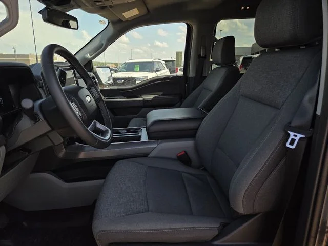 New 2026 Carbonized Gray Metallic Ford XLT image 39