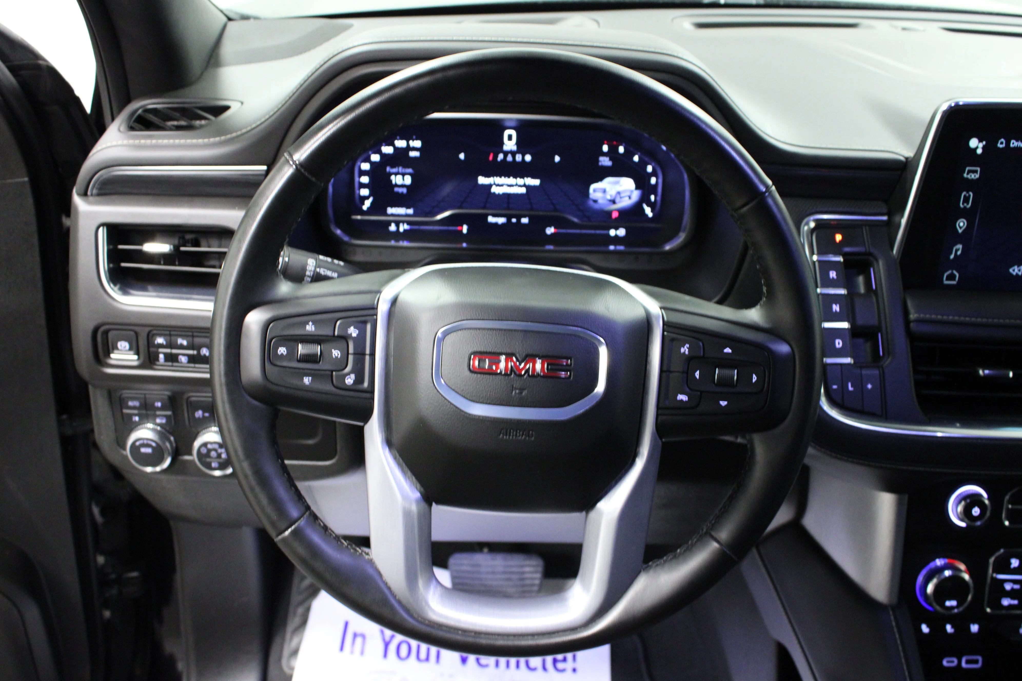 Used 2024 Onyx Black GMC SLT image 18