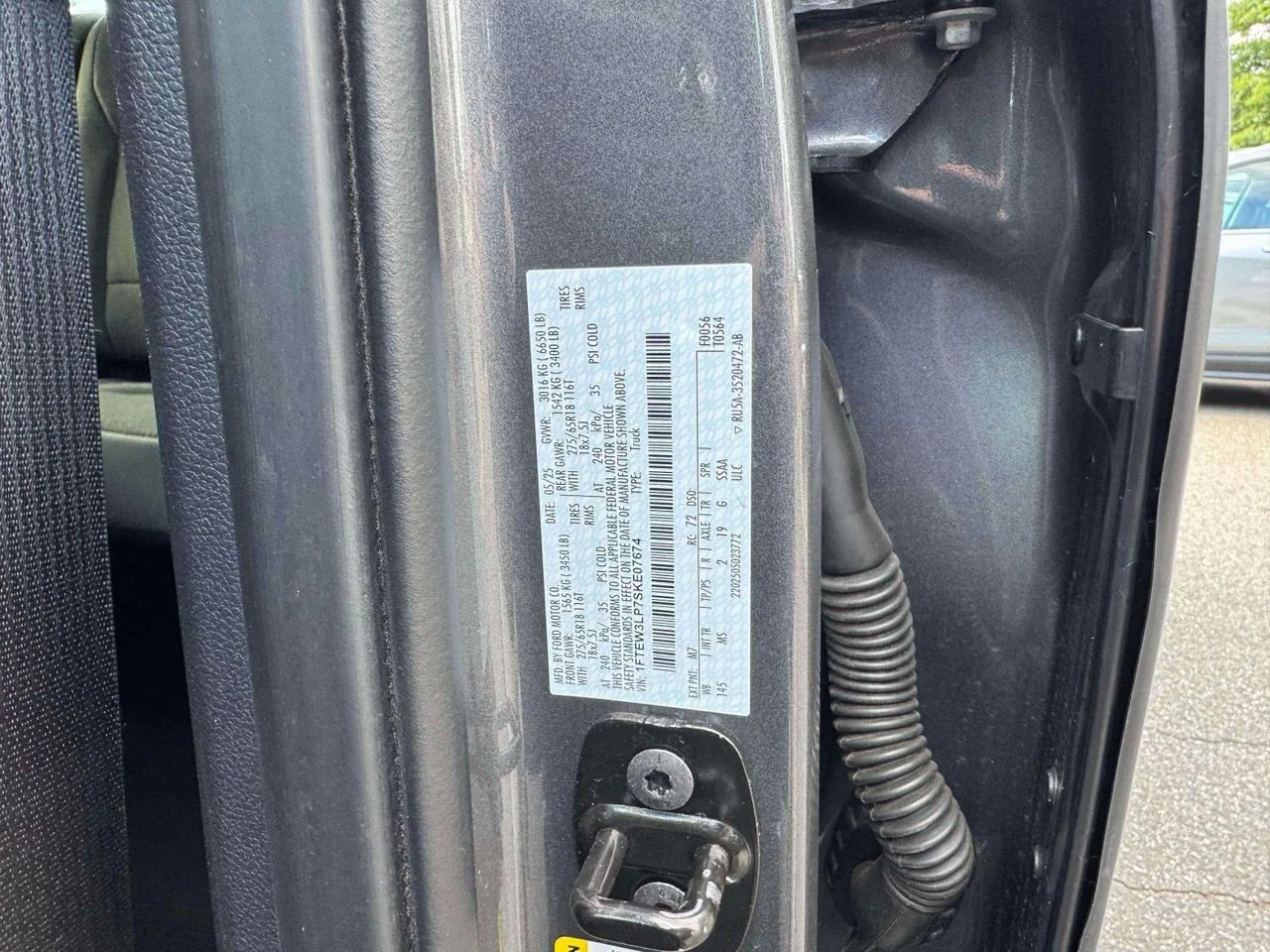 Used 2025 CARBONIZED GRAY METALLIC Ford XLT image 13