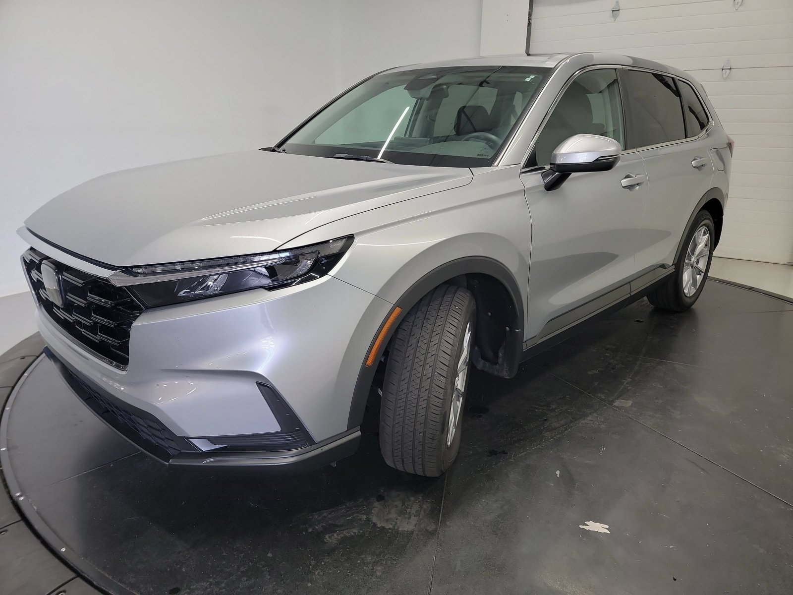 Certified Used 2024 Lunar Silver Metallic Honda EX image 3