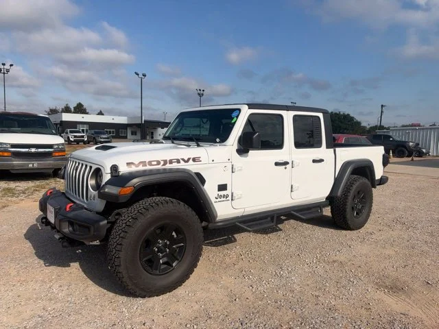 Used 2021 White Jeep Mojave image 6