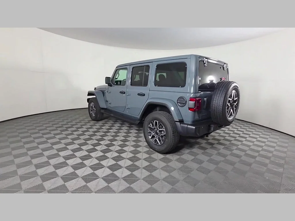 New 2026 Anvil Clear-Coat Exterior Paint Jeep Sahara image 32