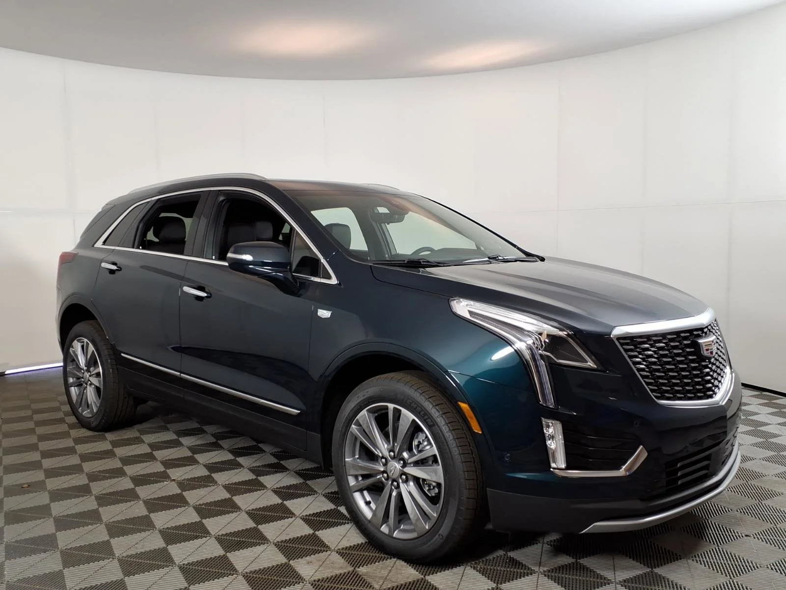 2026 Cadillac XT5 AWD Premium Luxury's photo