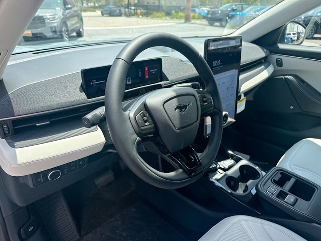 New 2026 Glacier Gray Metallic Tri-coat Ford Premium image 9