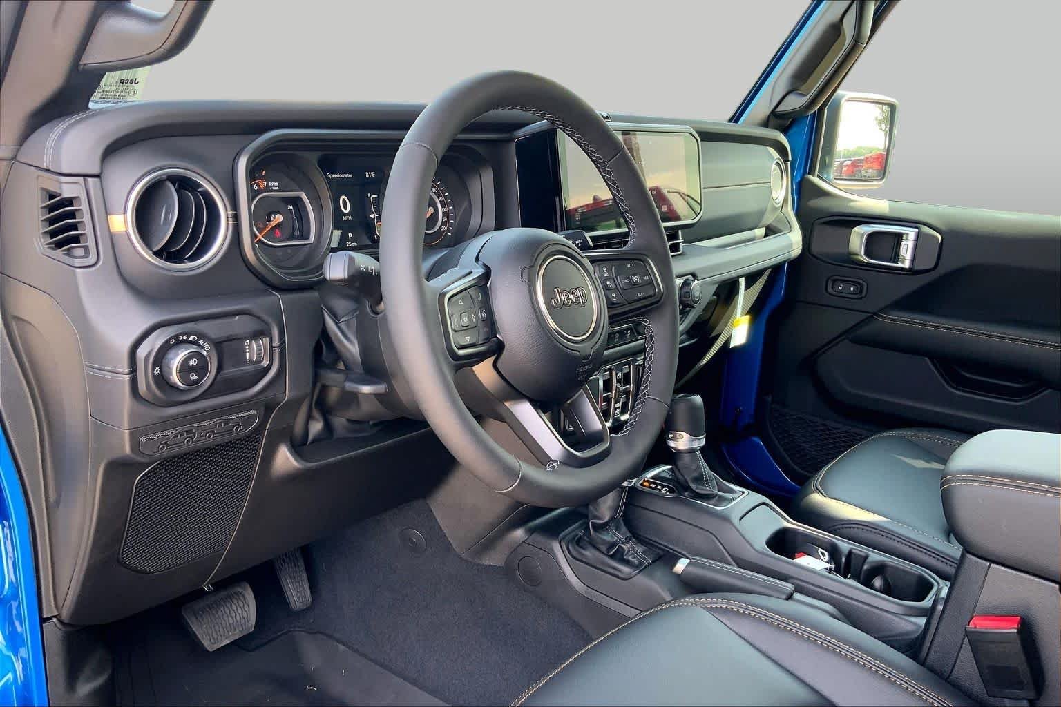 New 2026 Hydro Blue Pearl-Coat Exterior Paint Jeep Texas Trail image 8