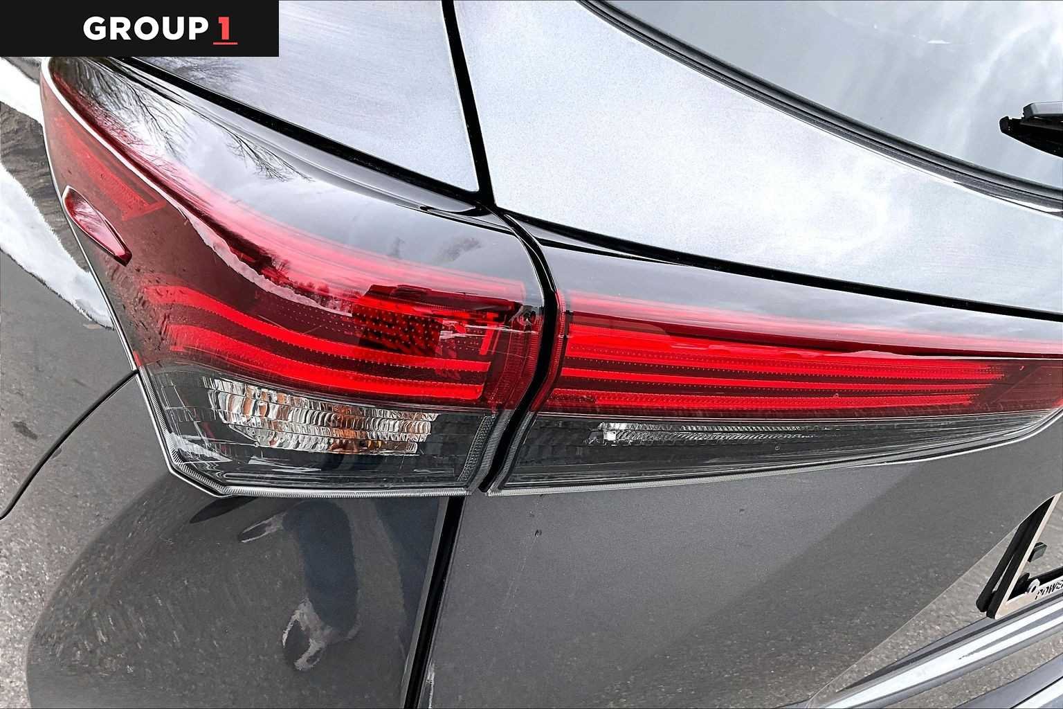 2025 Toyota Highlander XLE - Photo 28