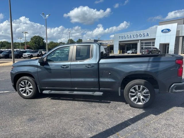 Used 2019 Gray Chevrolet RST image 5