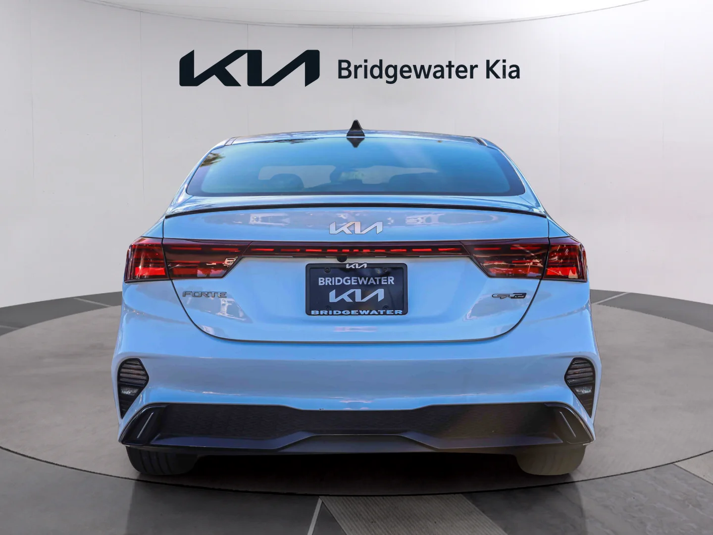 Certified Used 2023 Snow White Pearl Kia GT-Line image 5