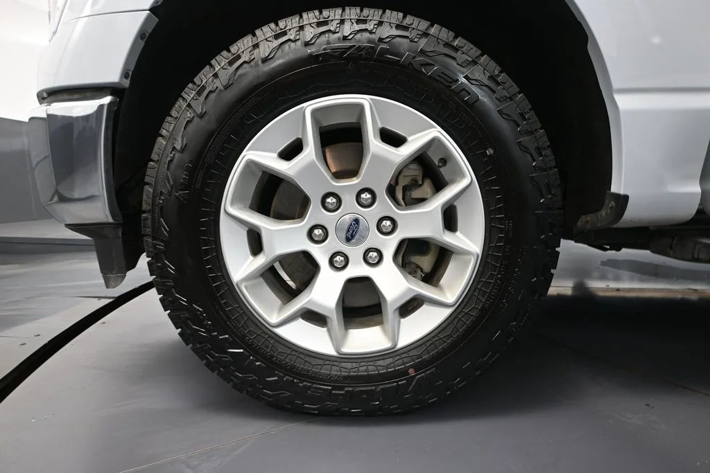 Used 2022 White Ford XLT image 13